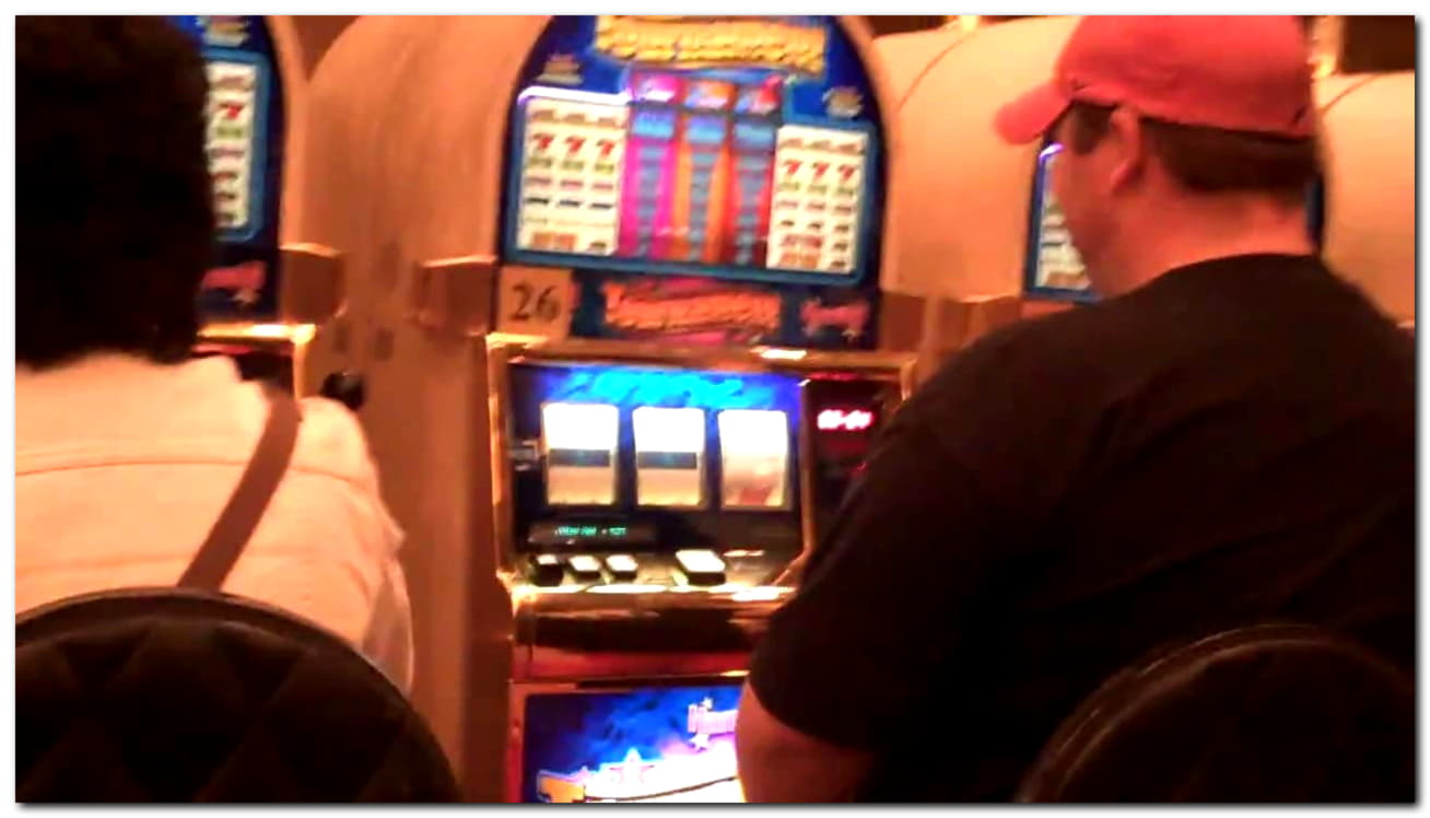 Eur 140 Daily freeroll slot tournament at Next Casino