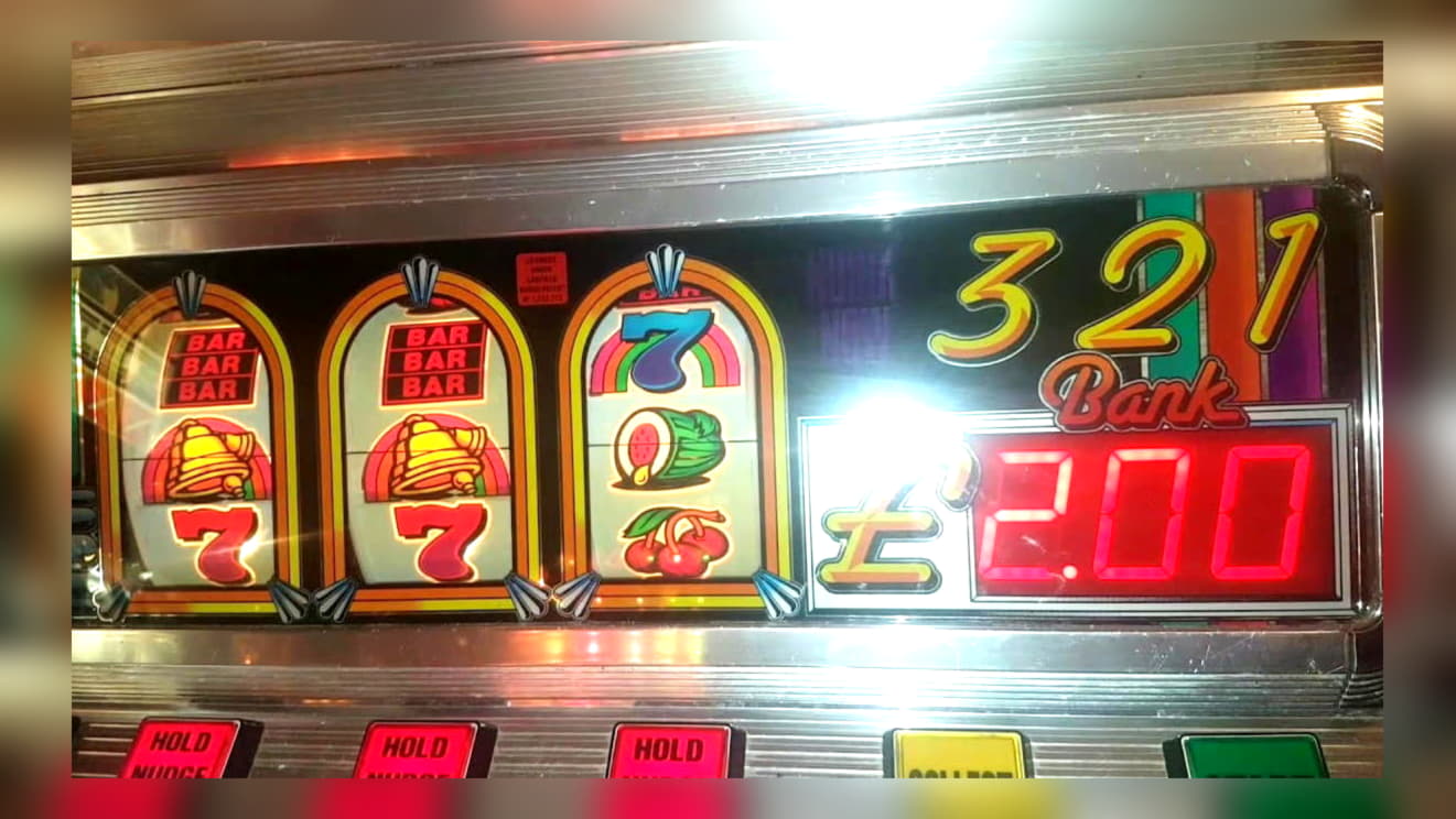 EUR 295 Mobile freeroll slot tournament at Video Slots Casino