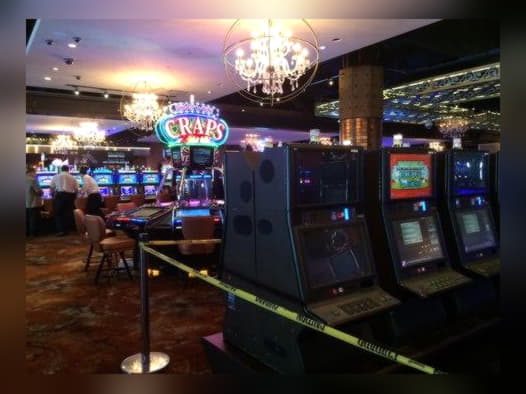 95 Free spins no deposit at Genesis Casino