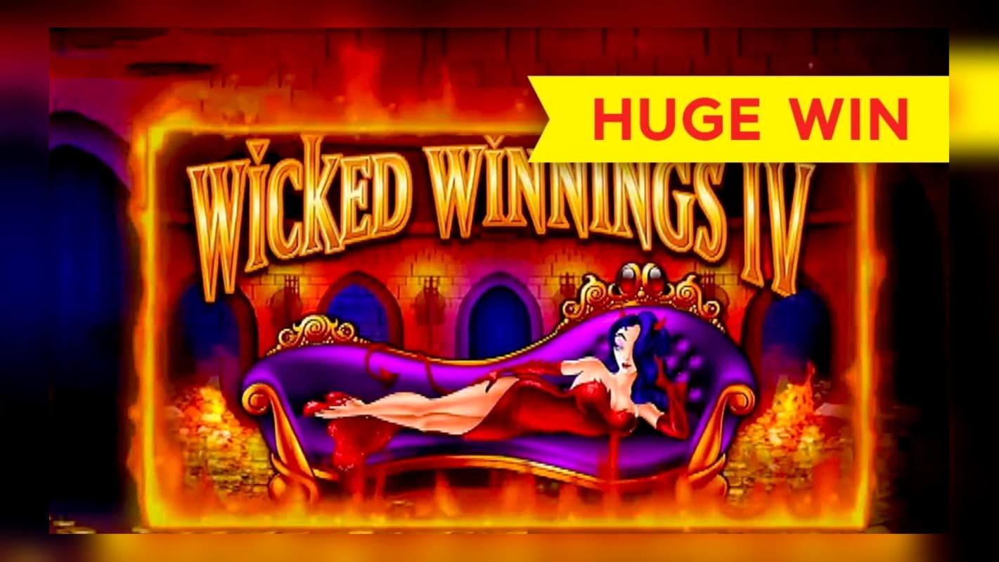 £290 Tournament at Casino com