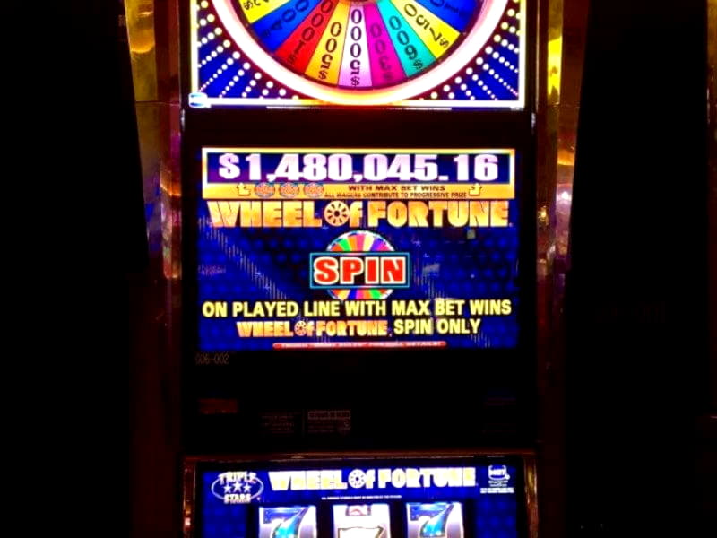 EUR 670 Casino Chip at Omni Slots Casino