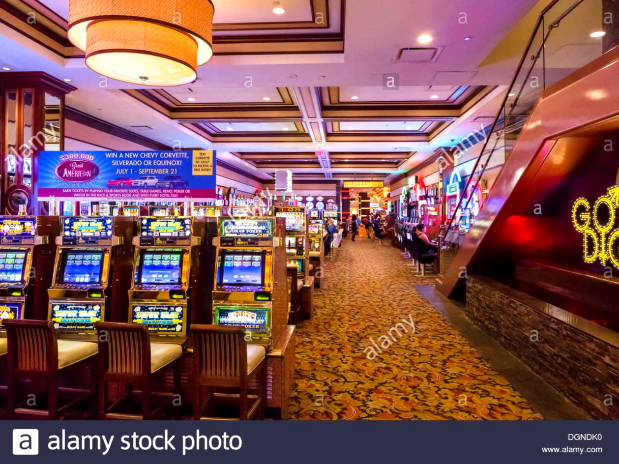 175 Loyalty Free Spins! at Rizk Casino