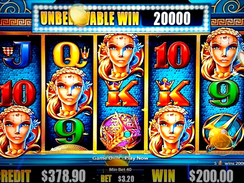 745% Welcome Bonus at Casino Luck