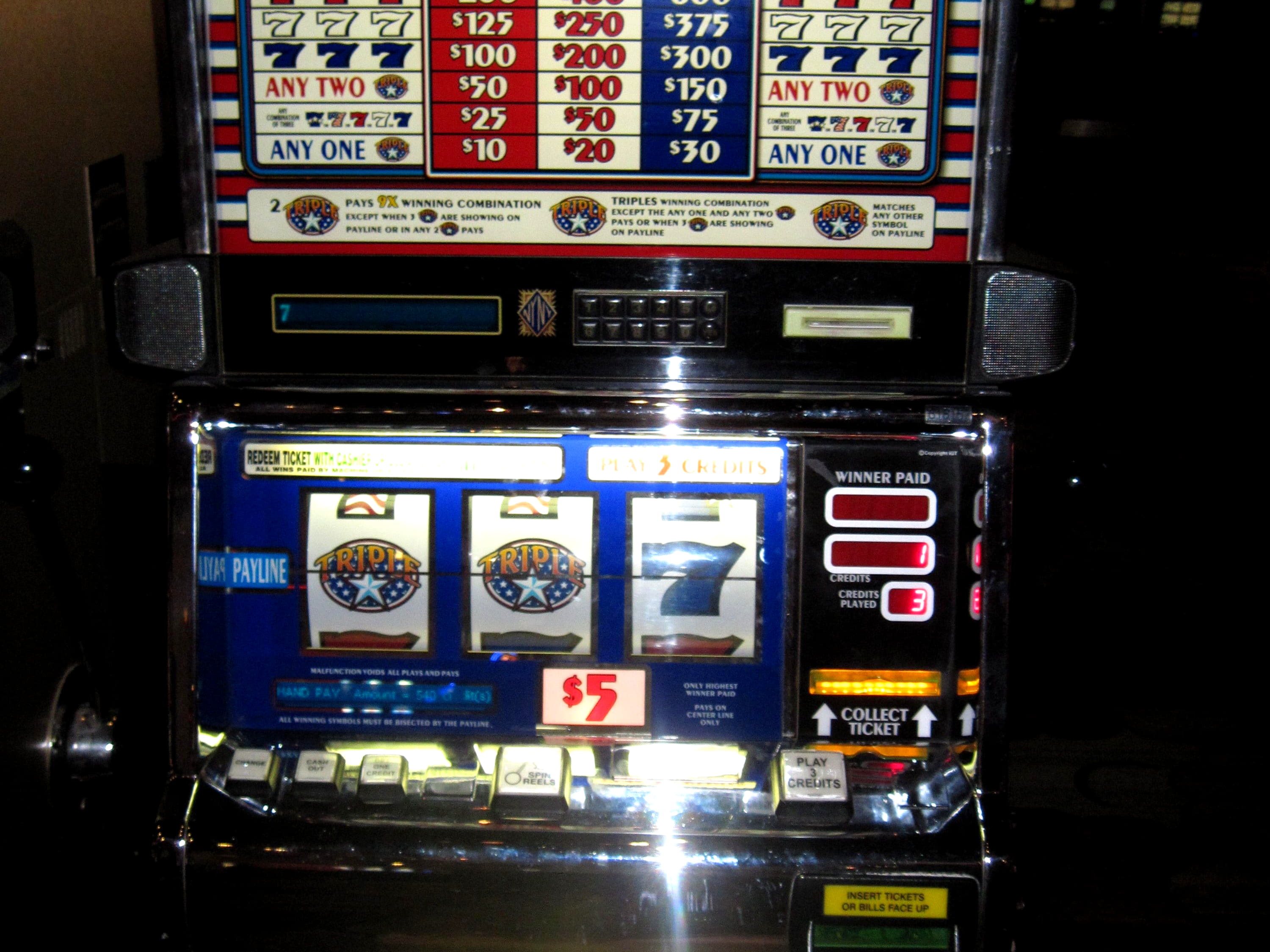 770% Match bonus at bWin Casino