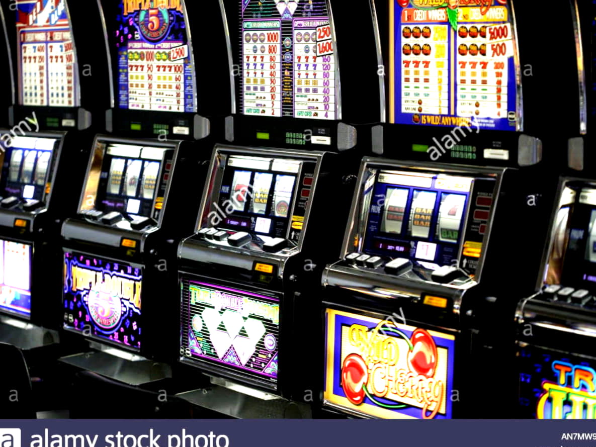EUR 875 Daily freeroll slot tournament at Slots Million Casino