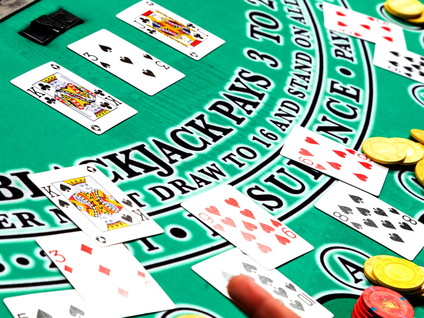 EURO 4595 no deposit casino bonus at Leo Dubai Casino