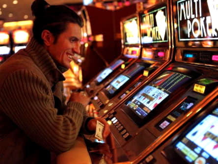 EUR 405 No Deposit Bonus at Rizk Casino