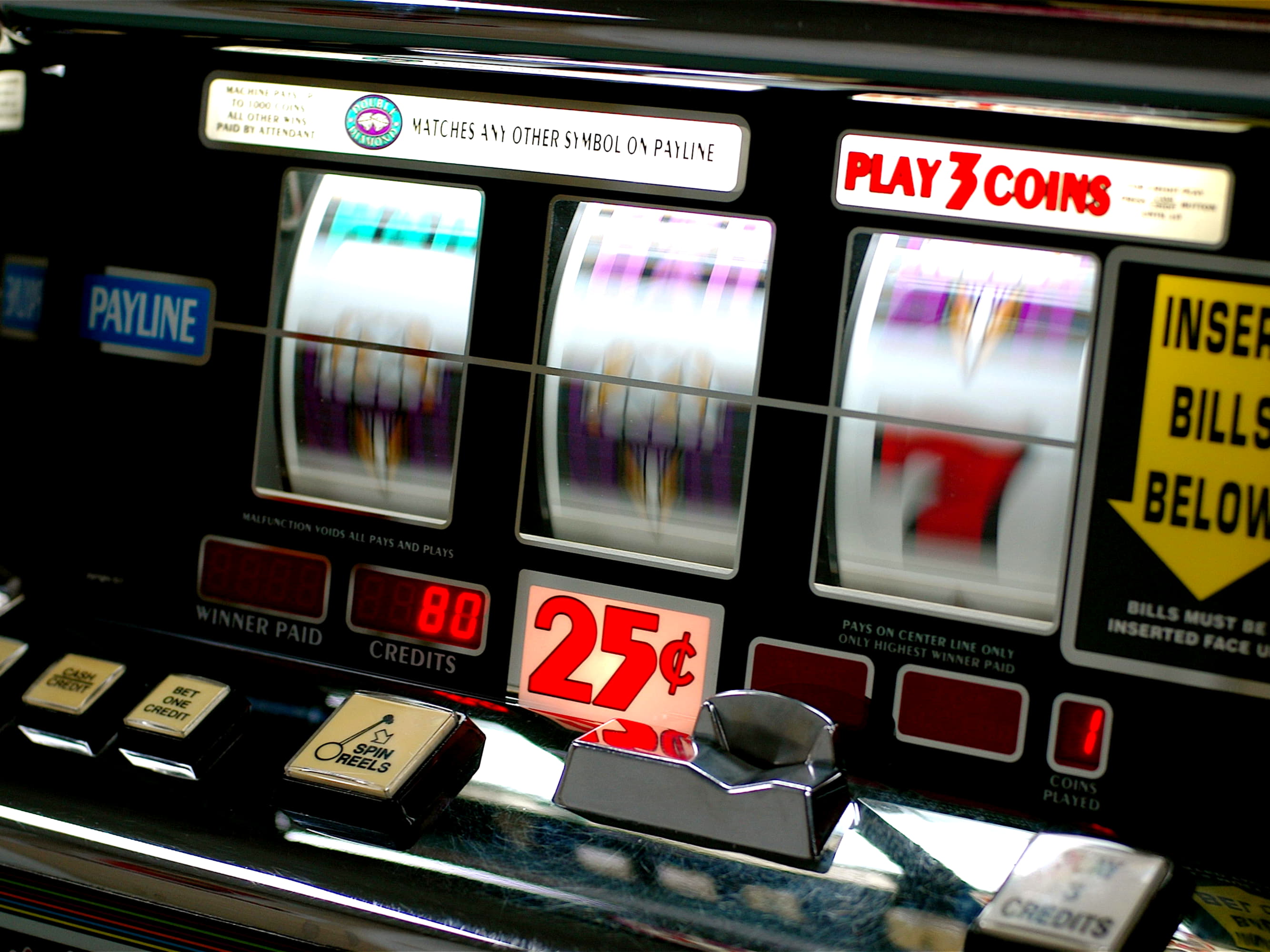 625% Deposit match bonus at Vegas Hero Casino