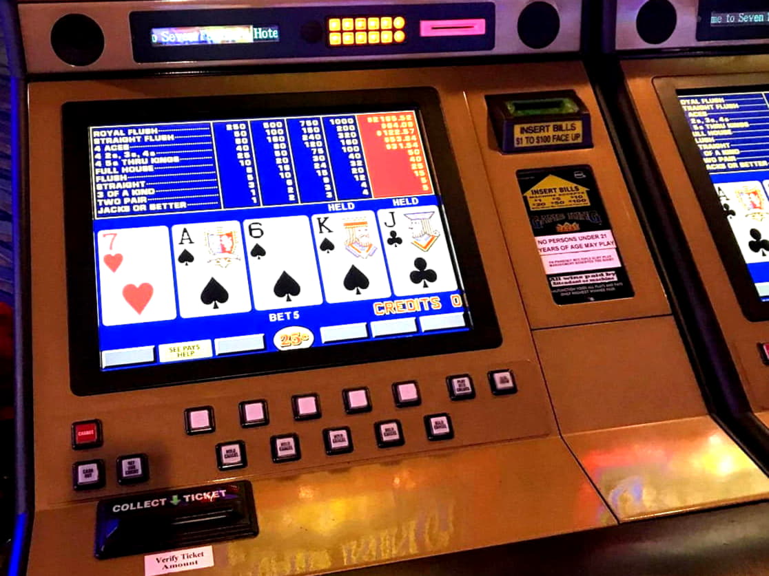 EUR 650 Daily freeroll slot tournament at Video Slots Casino