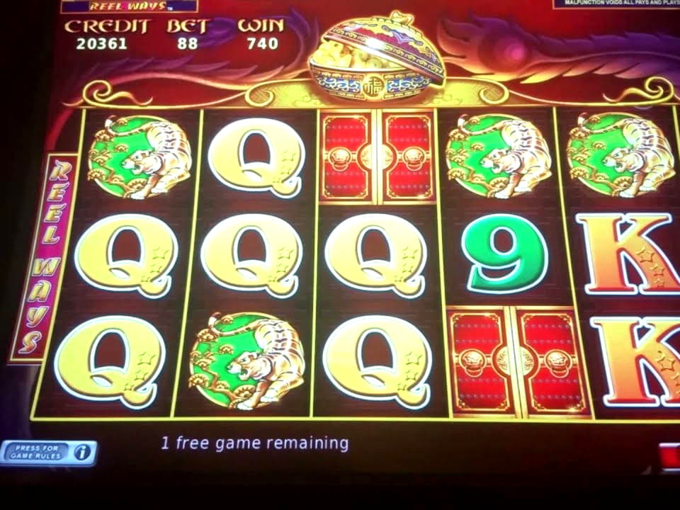 $390 Daily freeroll slot tournament at Video Slots Casino
