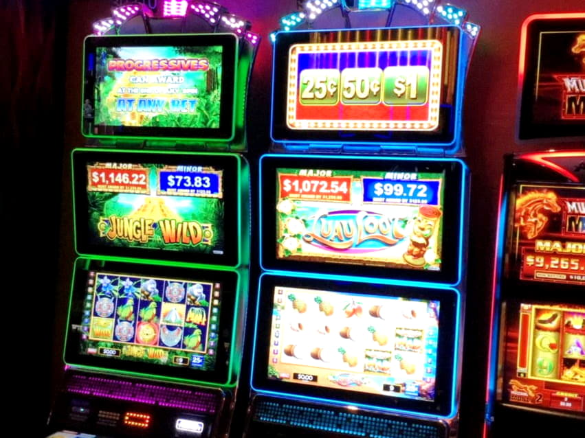 560% Deposit match bonus at Casino com