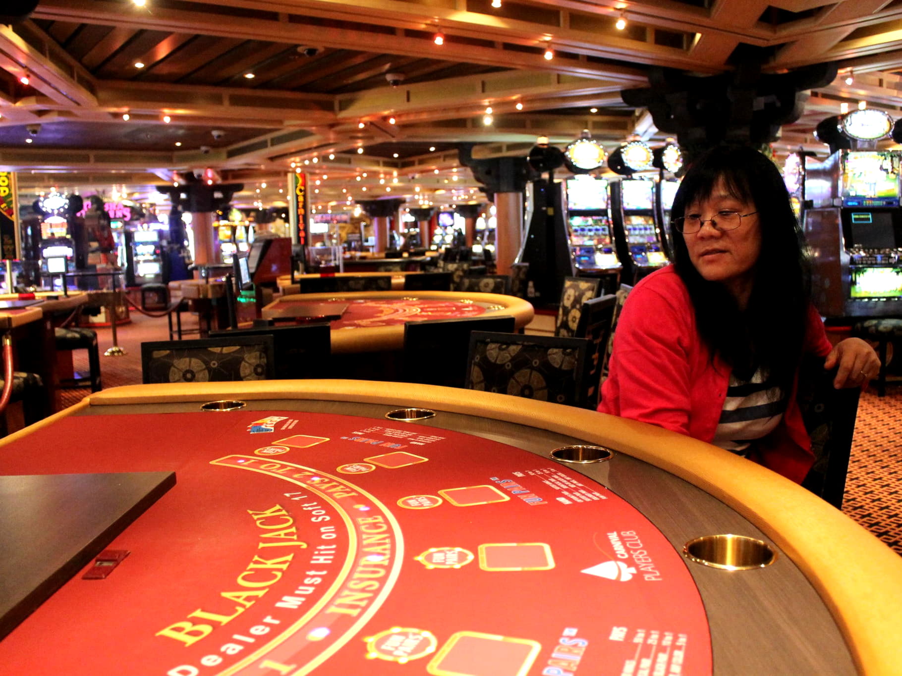 $1230 no deposit casino bonus at Leo Dubai Casino