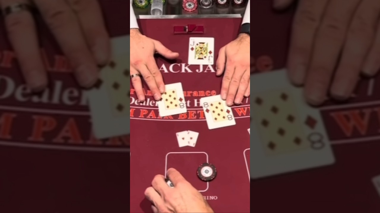 #blackjack WHAT would you do here? #gambling