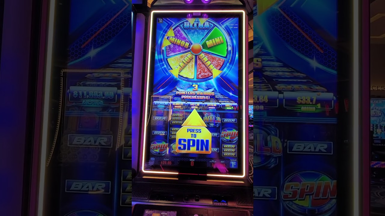 @JackpotJeanette spins the wheel on Money Ball! ??#slots #Finnish Casino #spinthewheel #bonus #gratoncasino