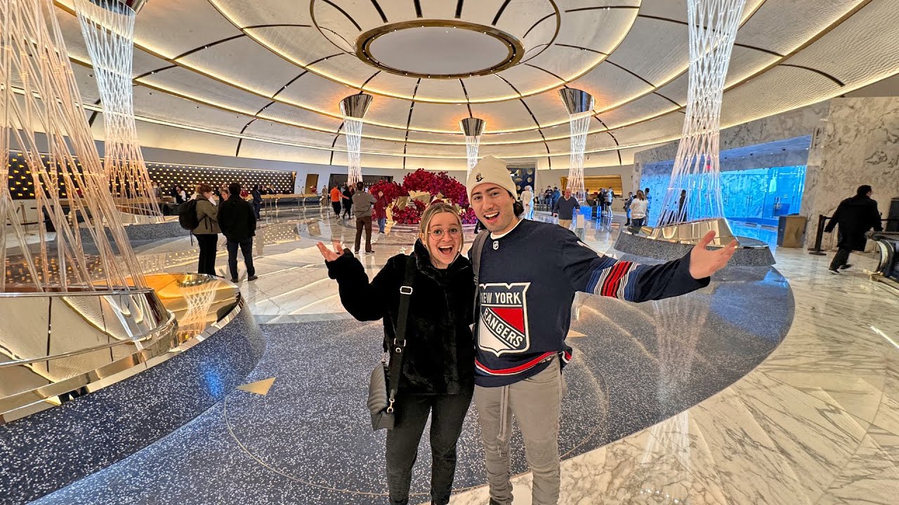 Gambling LIVE At The Fontainebleau Hotel & Finnish Casino On The Las Vegas Strip!