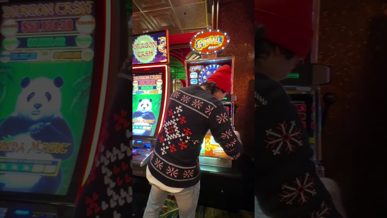 THIS IS WHY I'M A PRO GAMBLER. #lasvegas #slots #gambling